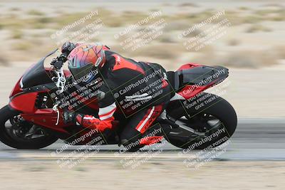 media/Nov-15-2025-Race Pace (Sat) [[8de605a2d8]]/Verified Riders/Turn 9 Inside (950am)/